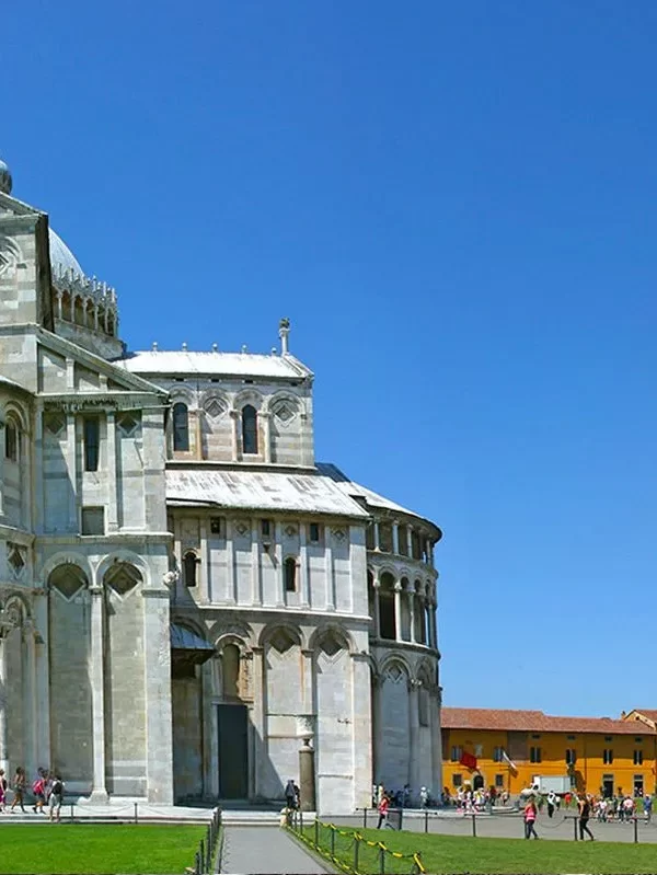 Leaning Tower of Pisa, a famous architectural landmark in Italy, showcasing its distinctive tilt and medieval design in our Italy itinerary 9 days