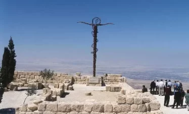 A serene night view of a resort illuminated by soft lights, creating a tranquil and inviting atmosphere in Jordan itinerary 5 days